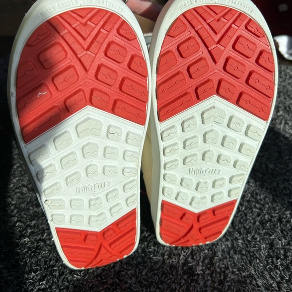 ThirtyTwo Lashed Snowboard Boots (Size 6.5, Recommend for 6) - Picture 7 of 15